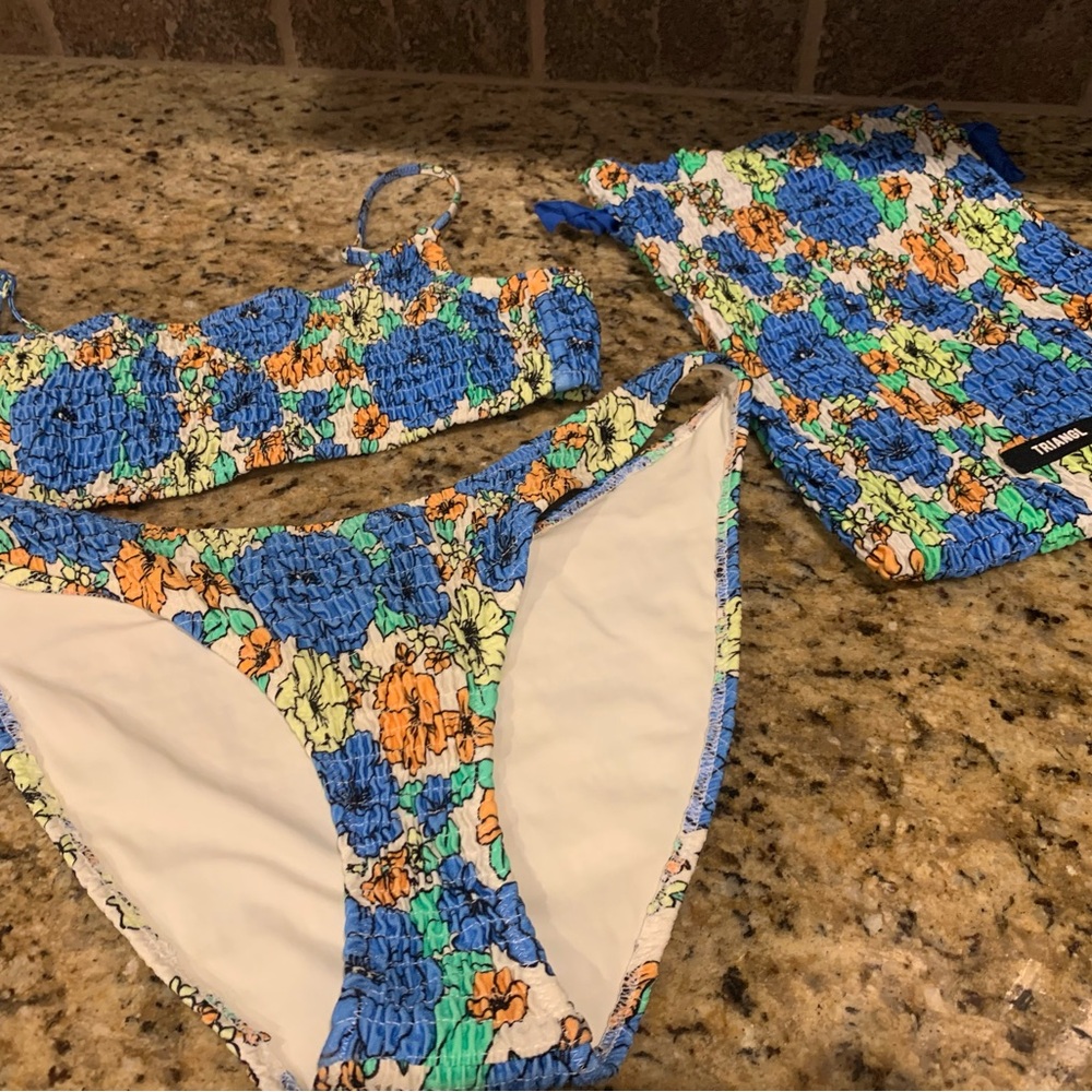 Triangl floral mica bikini w/ bag large
